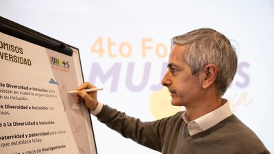 EL CEO de Iberdrola México, firmó un decálogo de compromisos sobre diversidad e inclusión