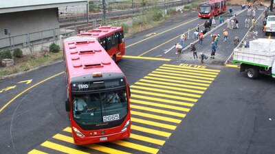 El trayecto de este Metrobús abarcaría el viaducto elevado de la Línea 12 y el servicio sería gratuito.