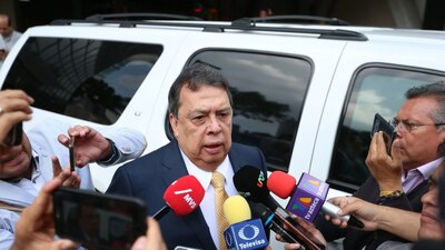 El exgobernador aseguró que está tranquilo tras el informe del caso Ayotzinapa