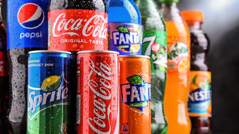 Se acordó con refresqueras que fabriquen bebidas con 30% menos azúcar: Gobierno
