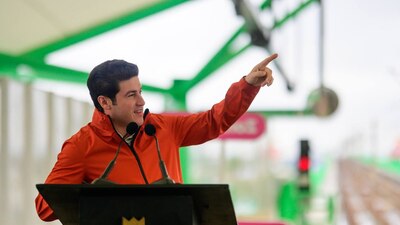 Dió el banderazo de arranque de obras de reconstrucción de un puente vehicular en la carretera a Colombia