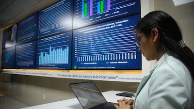 Esto ocurriría si el gobierno insiste en limitar la participación del sector privado en la educación: especialistas