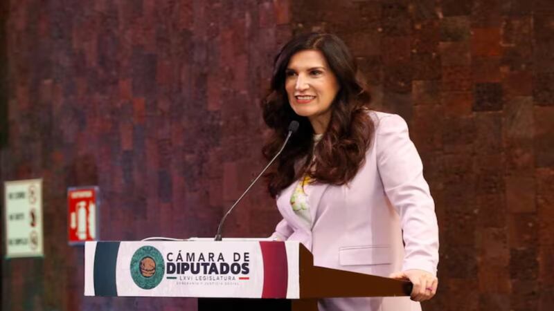 Eligen a Kenia López Rabadán para presidir la Cámara de Diputados