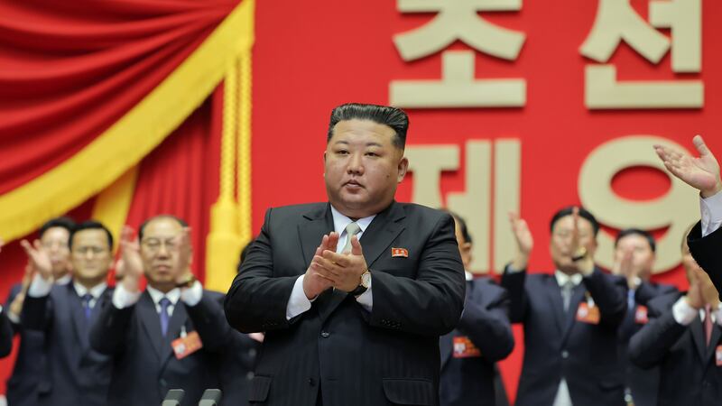 Kim Jong-Un es reelegido como líder del partido que gobierna Corea del Norte