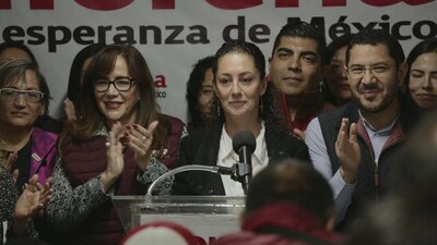 La exdelegada aprovechó para presentar al equipo que la ayudará a recorrer la Ciudad de México