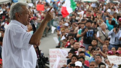 AMLO le pide a Donald Trump respete a los mexicanos.