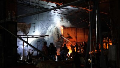 Las dos víctimas murieron por electrocución, y 600 locales resultaron afectados