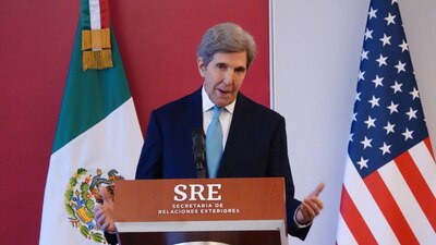 Dijo que México es un país que cuenta con recursos naturales suficientes para generar energías limpias.