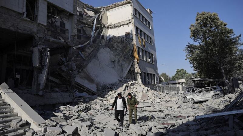 Israel bombardea de nuevo un sitio a las afueras de Damasco, en Siria