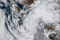 Tormenta ‘Alvin’ se degrada a ciclón post-tropical; seguirán las lluvias en varios estados