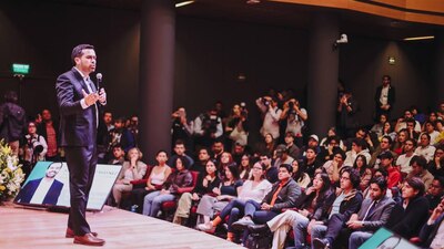 El candidato presidencial estuvo en el ITAM, en la Ciudad de México