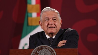 Criticó a los ministros de la SCJN por la decisión.