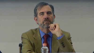 Pidió que se acelere la publicación del 'plan B' para seguir los cauces legales