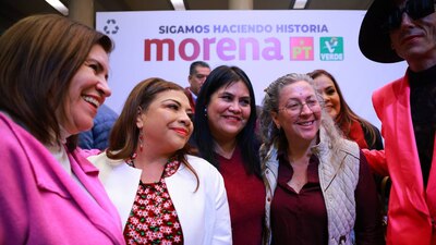 El 'gurú de la moda' es conocido por su cercanía con el movimiento morenista