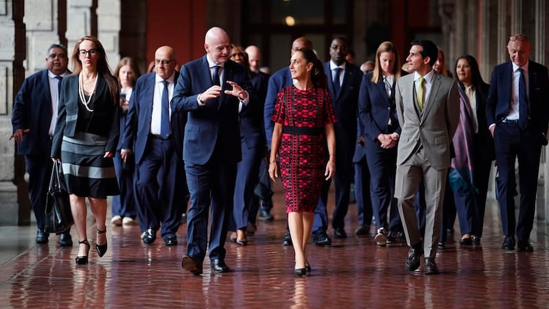 “Ya fue transparentada la cena de la FIFA en el Castillo de Chapultepec”, asegura Sheinbaum