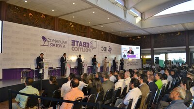 Los siete aspirantes al Gobierno de Coahuila se enfrentaron en el primer debate oficial