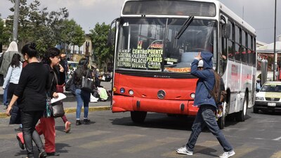 Empresarios del transporte público anunciaron medidas desesperadas ante el aumento de los insumos
