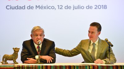 Tanto AMLO como el presidente de la Conago aseguraron que trabajarán de manera conjunta