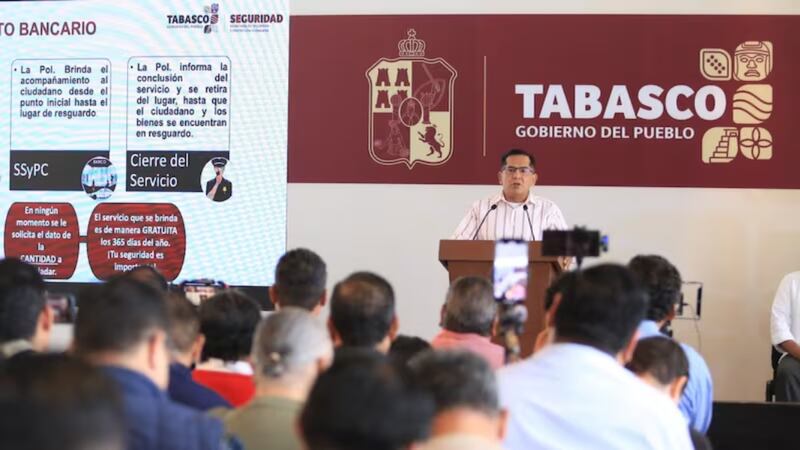 Renuncia Víctor Hugo Chávez como secretario de Seguridad de Tabasco