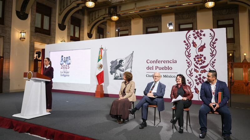 CNTE consultará con el gremio si decide levantar plantón tras propuesta: Sheinbaum