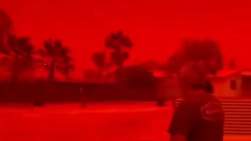 VIDEO: Cielo en Australia se tiñe de rojo a plena luz del día