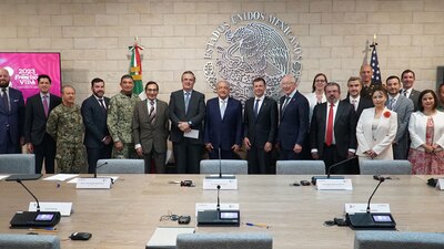 El mandatario estuvo acompañado por el canciller Marcelo Ebrard