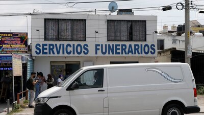 Se encontraban realizando un servicio por la muerte de una mujer