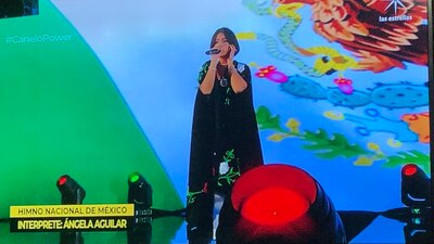 Ángela Aguilar recibe críticas por su interpretación del Himno Nacional en la pelea del 'Canelo' Álvarez