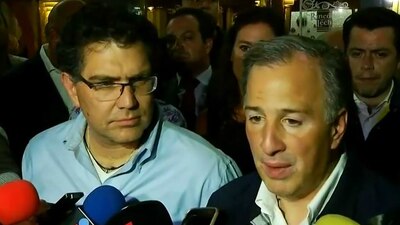 Armando Ríos Piter y José Antonio Meade este viernes luego de una reunión