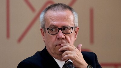 Es el segundo secretario federal que deja que su cargo