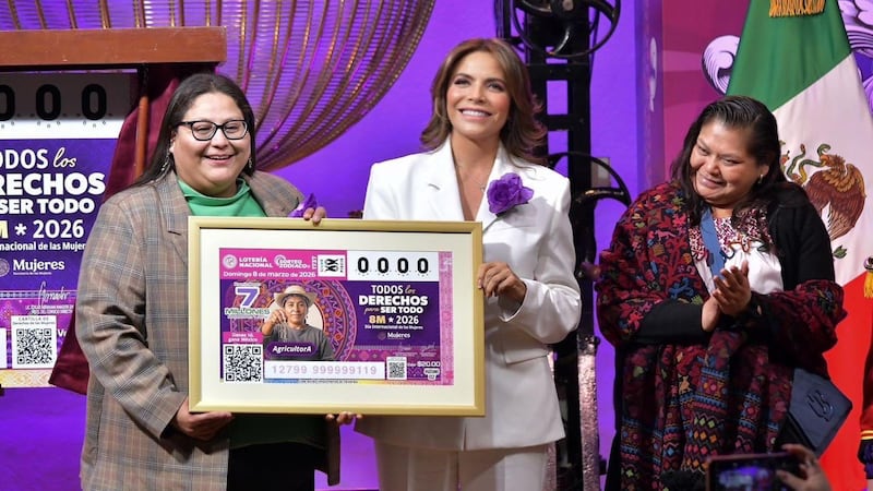 Revelan ‘cachito’ en conmemoración por el Día Internacional de la Mujer