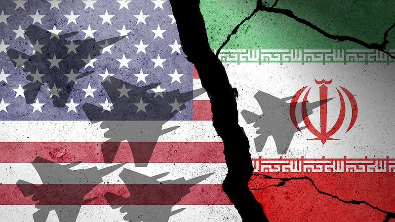 Irán amenaza con atacar diez objetivos de EU por cada bombardeo estadounidense