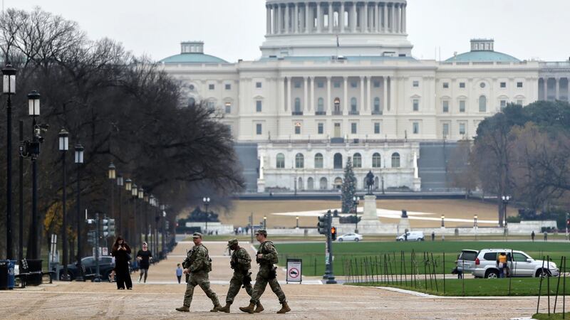 Muere miembro de la Guardia Nacional atacada frente a la Casa Blanca; otro “lucha por su vida”