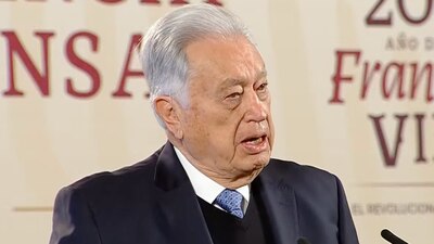 El secretario destacó la relevancia de las obras de la CFE en la península.