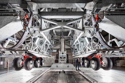 Safran Aerosystems inauguró su sexta planta de producción en Chihuahua, una instalación que permitirá ampliar la fabricación de asientos, componentes eléctricos y sistemas de emergencia como toboganes