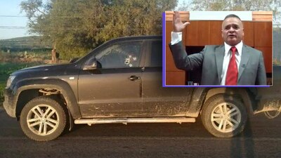 La camioneta del exfuncionario de gobierno fue encontrada baleada sobre la carretera