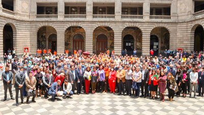 Delfina Gómez presentó a los colaboradores con los que trabajará Leticia Ramírez