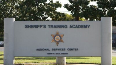 El accidente se registró frente a la academia de policía Entrenamiento STAR Explorer, de Los Ángeles.