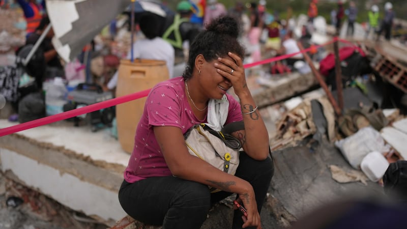 Declaran 7 días de Luto Nacional en Venezuela en memoria de víctimas de los terremotos