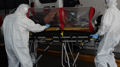 Um doctor y un enfermero del hospital fallecieron a causa del nuevo coronavirus