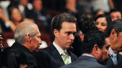 Solicitó al INE incluir al aún gobernador de Chiapas, Manuel Velasco, en la lista nacionalde candidatos al Senado por la vía plurinominal