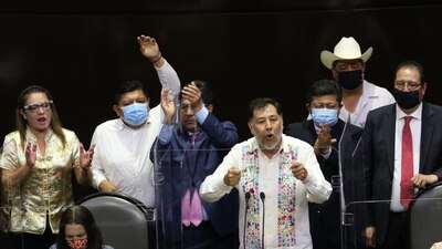 El comentario del petista llega luego de que el PRI adhiriera a 4 nuevos integrantes a su bancada