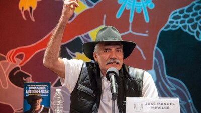 En la presentación de su libro 'Todos somos autodefensas'