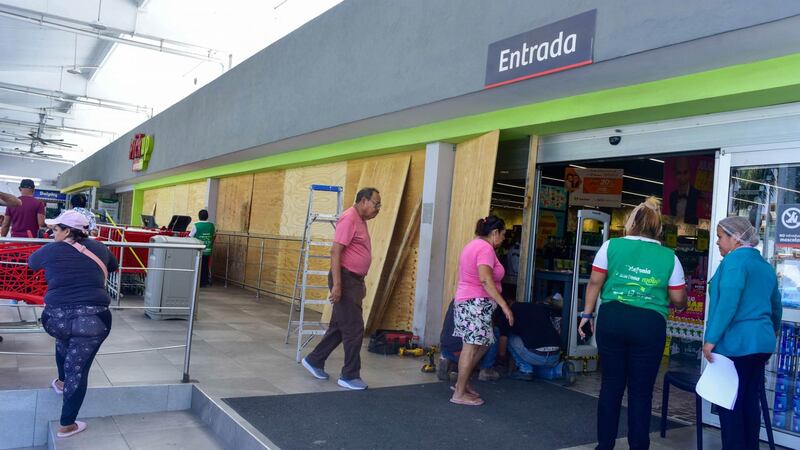 Pérdidas económicas alcanzan 1, 878 mdp en Acapulco tras paso del Huracán ‘Erick’: Canaco
