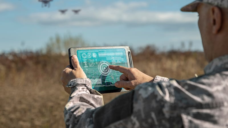 Japón deslinda más presupuesto al ejército para ensayar nuevos métodos de guerra con tecnología