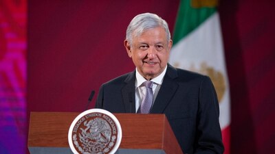 El mandatario anunció que este año el salario de altos funcionarios no crecerá en términos reales