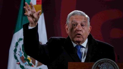 Dijo que aumentar las tasas de interés frena el crecimiento económico del país