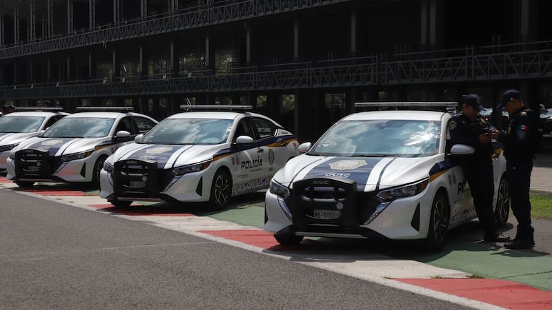 SSC frustra transacción de droga en CDMX: hay 3 detenidos y 300 dosis incautadas