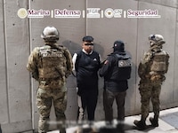 Cae en Tlaxcala ‘El Hacha’, presunto líder de célula criminal; le aseguran droga y un explosivo