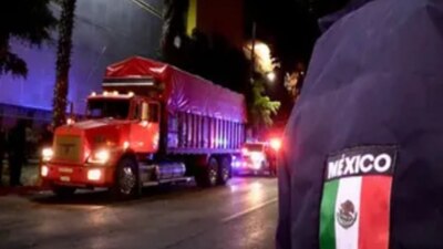 Las autoridades resguardaron a los migrantes hacinados